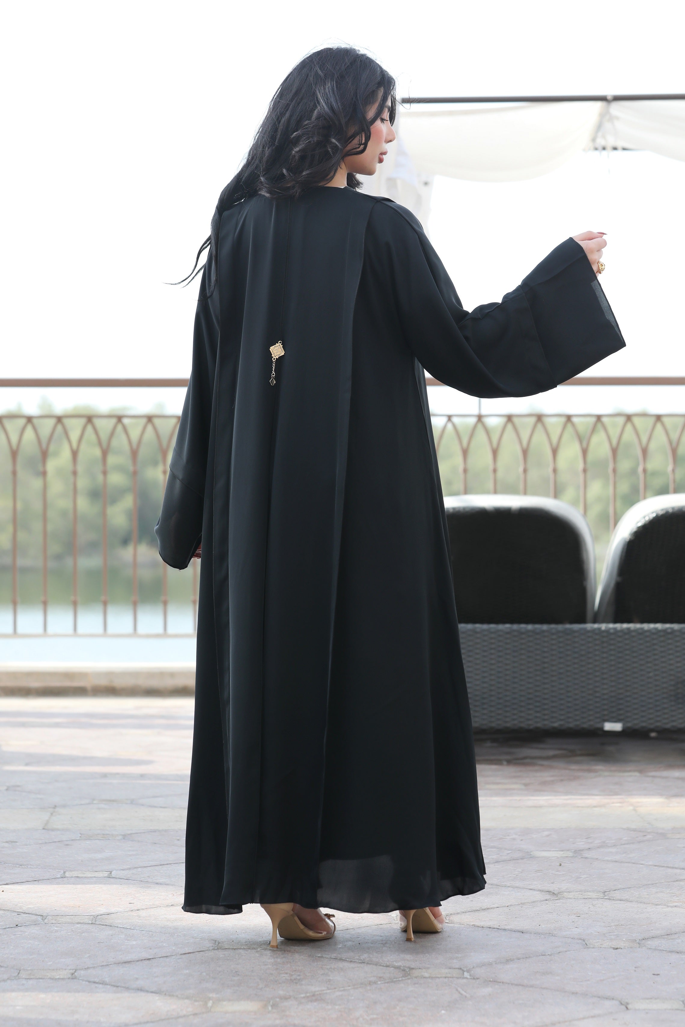 Plain cloche abaya