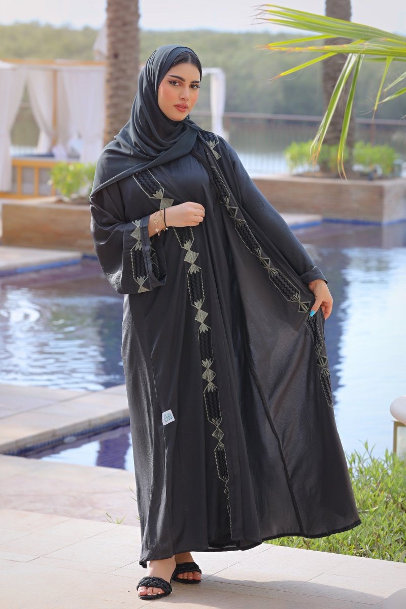Luxury Colored Abaya - Abayat Qumasha Wa Naqsha