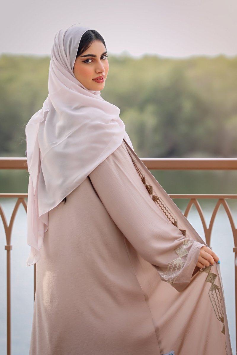 Luxury Colored Abaya - Abayat Qumasha Wa Naqsha