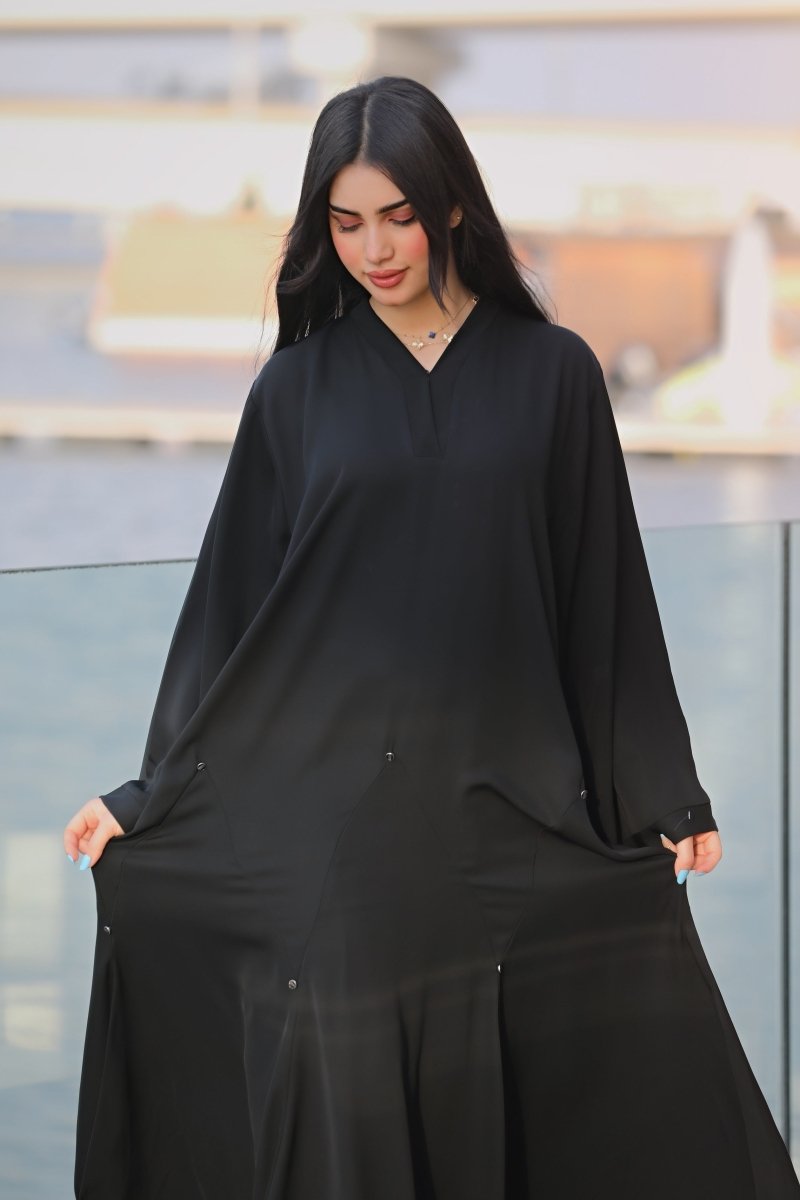 Minimalist Close abaya - Abayat Qumasha Wa Naqsha